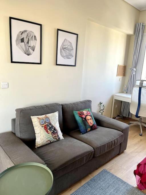 Top Floor Apartment At Petrolona With Big Balcony أثينا المظهر الخارجي الصورة